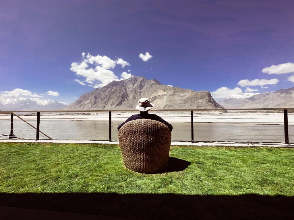 Prado Tz Rent a Car Skardu